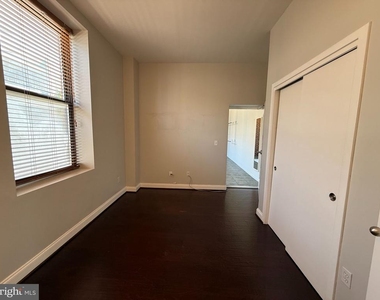 1211 Light Street - Photo Thumbnail 6