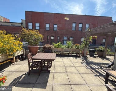 1211 Light Street - Photo Thumbnail 11