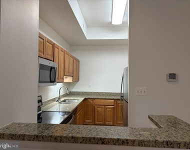 918 Stubblefield Lane - Photo Thumbnail 13