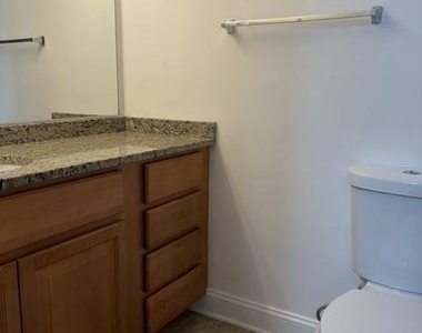918 Stubblefield Lane - Photo Thumbnail 7