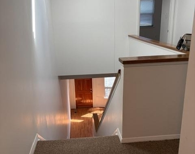 918 Stubblefield Lane - Photo Thumbnail 9