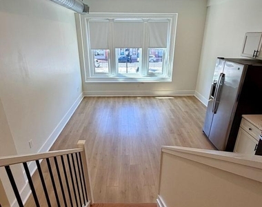 631 S Broadway - Photo Thumbnail 1