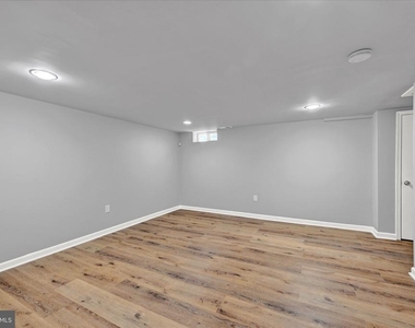 1127 Wicklow Road - Photo Thumbnail 11