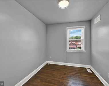 1127 Wicklow Road - Photo Thumbnail 4