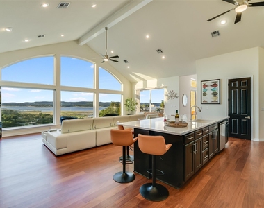 5111 Mcintyre Cir - Photo Thumbnail 2