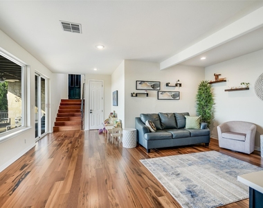 5111 Mcintyre Cir - Photo Thumbnail 17