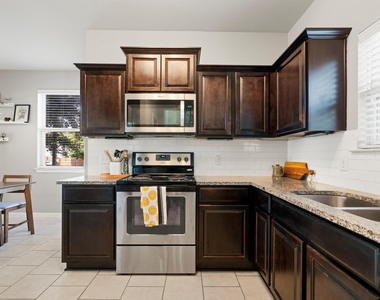 5436 Juniper Junction Ln - Photo Thumbnail 18