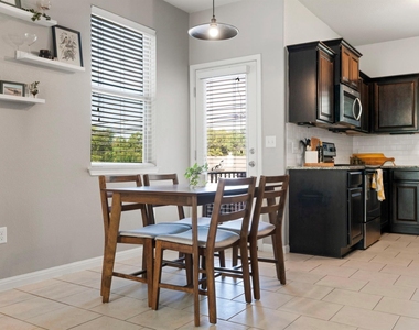 5436 Juniper Junction Ln - Photo Thumbnail 7