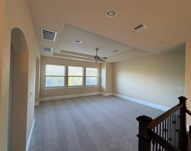 5449 Diamante Dr - Photo Thumbnail 26