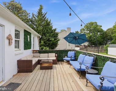 8829 Fort Smallwood Road - Photo Thumbnail 17