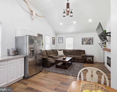 8829 Fort Smallwood Road - Photo Thumbnail 7