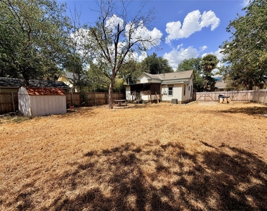 1509 Willow St - Photo Thumbnail 18