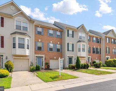 1020 Meandering Way - Photo Thumbnail 31