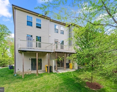 7204 Winding Hills Drive - Photo Thumbnail 38