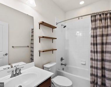7204 Winding Hills Drive - Photo Thumbnail 22