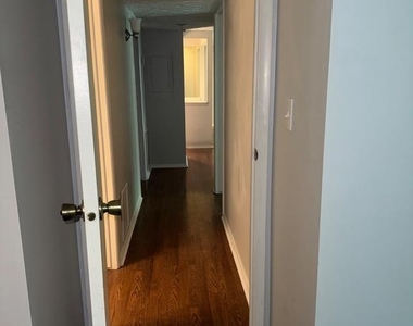 3502 Davenport Court - Photo Thumbnail 2