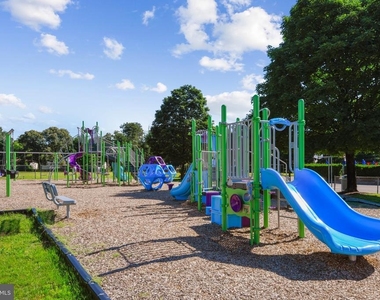 3502 Davenport Court - Photo Thumbnail 21