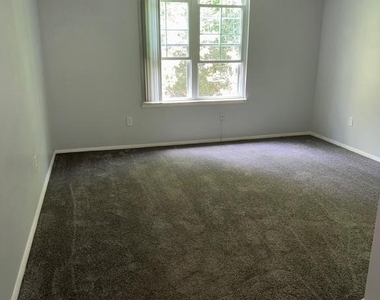 3502 Davenport Court - Photo Thumbnail 5