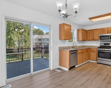 1411 Anna Marie Court - Photo Thumbnail 26