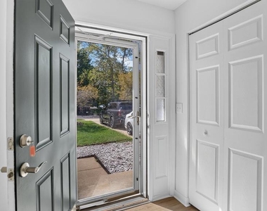 1411 Anna Marie Court - Photo Thumbnail 10