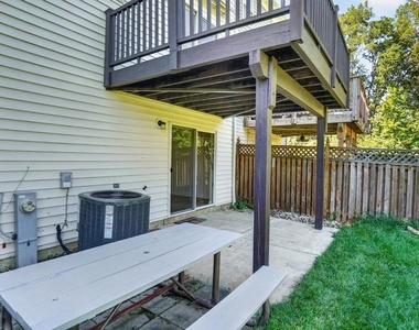 1411 Anna Marie Court - Photo Thumbnail 5