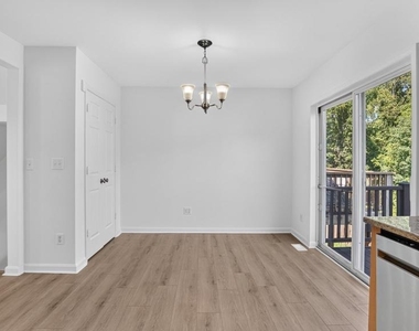 1411 Anna Marie Court - Photo Thumbnail 25