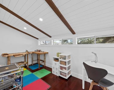 100 Lido Cir - Photo Thumbnail 24