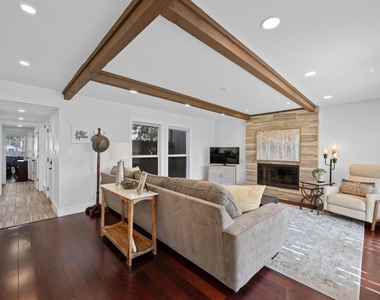 100 Lido Cir - Photo Thumbnail 7