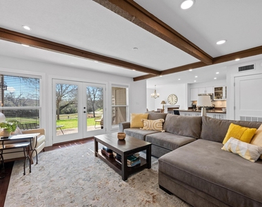 100 Lido Cir - Photo Thumbnail 5