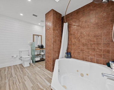 100 Lido Cir - Photo Thumbnail 20