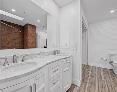 100 Lido Cir - Photo Thumbnail 19