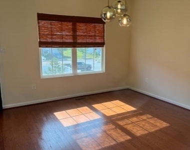 29854 Plantation Lakes Boulevard - Photo Thumbnail 3