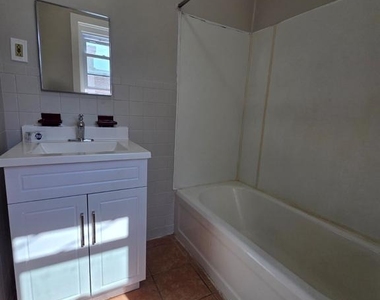 2600 N Tatnall Street - Photo Thumbnail 9