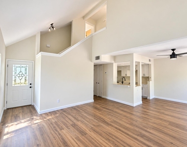 2500 Jones Rd - Photo Thumbnail 3