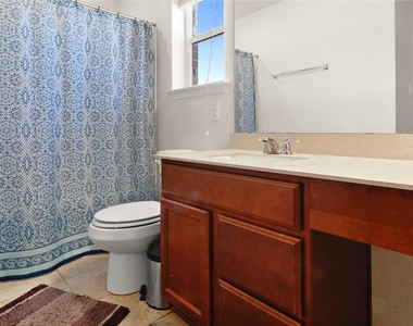 1017 Plano Ln - Photo Thumbnail 21