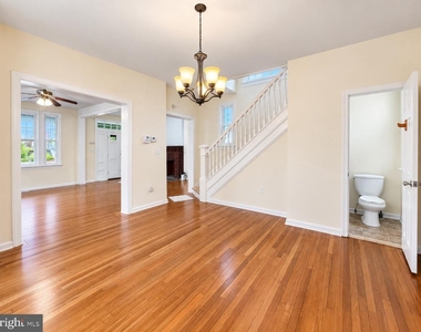 2237 Mount View Place Se - Photo Thumbnail 9
