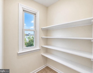 2237 Mount View Place Se - Photo Thumbnail 14