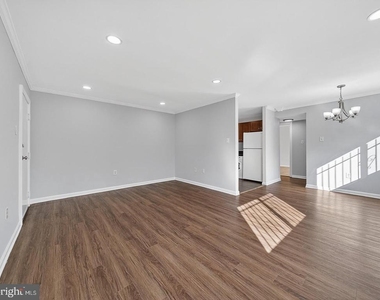 3111 Naylor Road Se - Photo Thumbnail 1