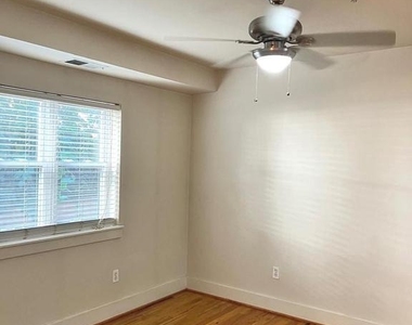 2615 4th Street Ne - Photo Thumbnail 6