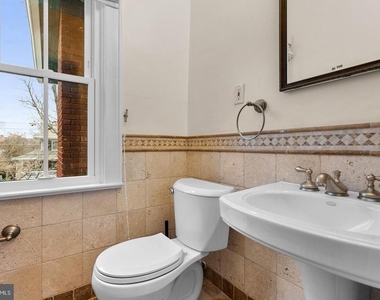 3247 38th Street Nw - Photo Thumbnail 19