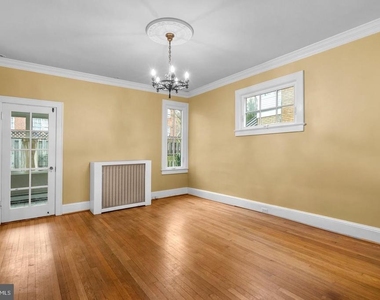 3247 38th Street Nw - Photo Thumbnail 5