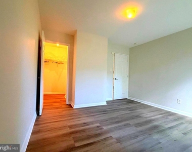 1719 Gainesville Street Se - Photo Thumbnail 10