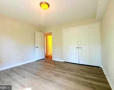 1719 Gainesville Street Se - Photo Thumbnail 13