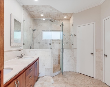 5606 Sedgefield Dr - Photo Thumbnail 19
