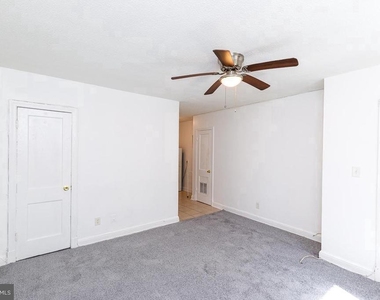 430 Mellon Street Se - Photo Thumbnail 4