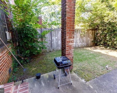 430 Mellon Street Se - Photo Thumbnail 17