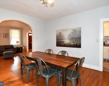 4210 10th Street Ne - Photo Thumbnail 7