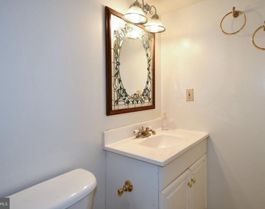 4210 10th Street Ne - Photo Thumbnail 23