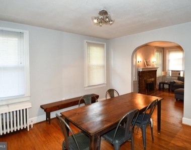 4210 10th Street Ne - Photo Thumbnail 8