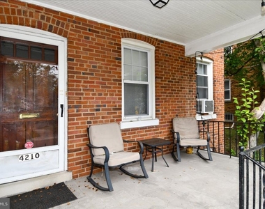 4210 10th Street Ne - Photo Thumbnail 1